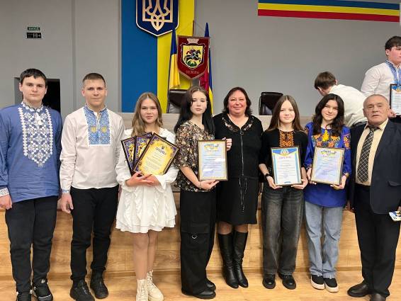 C:\Users\�����\Desktop\������������ ���������� 2025\photo_2025-12-29_11-44-29.jpg